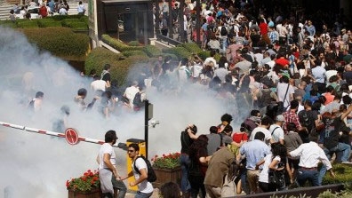 في اليوم الخامس .. مقتل متظاهريْن في احتجاجات تركيا
