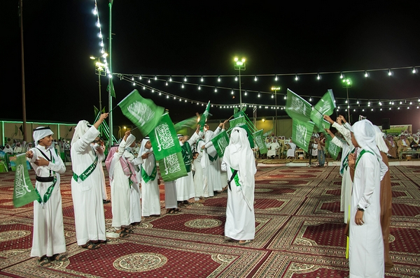 بالصور.. احتفال شعبي باليوم الوطني في رنية