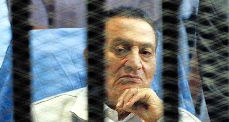بدء نظر إعادة محاكمة مبارك ونجليه والعادلي
