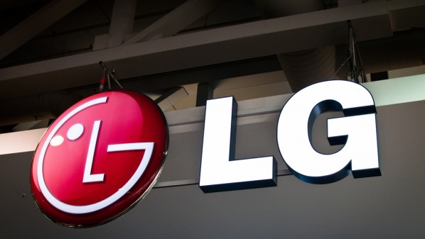 LG تكشف عن هاتف ذكي جديد متوسط المواصفات