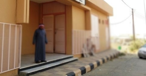 حراس مدارس الطائف يستبدلون مساكنهم الرسمية بمؤجرة