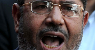 مرسي لقاضيه: لا يحق لك محاكمتي لأنني رئيسك