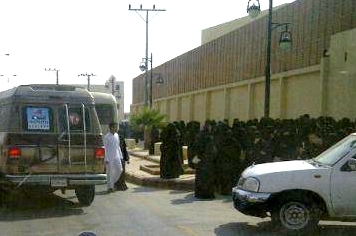 إصابة طالبات التربية في الدلم بالهلع لإطلاق صفارات الإنذار بلا سبب