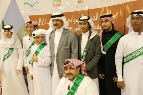سلطان بن سلمان يشيد بالطلاب الفائزين بمسابقة صور من التراث العمراني