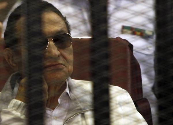 محكمة مصرية تستمع لشهادة عنان فى محاكمة مبارك بجلسة سرية