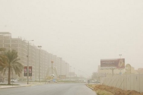 “مدني الباحة” يحذّر من رياح وأتربة تستمر يومين