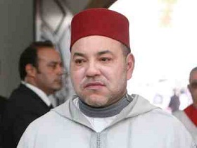المغرب: السجن 3 سنوات لشخص استغل شبهه بالملك محمد السادس