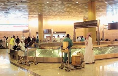 “المواطن” تُعرِّف المسافرين بحقوقهم في مطارات المملكة