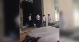 #تيوب_المواطن :هروب عمال مطعم لبناني بسبب وجبة
