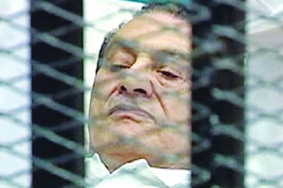 تأجيل محاكمة مبارك إلى 8 يونيو