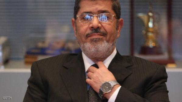 وقف محاكمة مرسي لحين الفصل في رد المحكمة