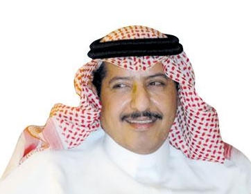 محمد آل الشيخ يعود لمشاكساته ويصف عوض القرني بـ”التحفة “