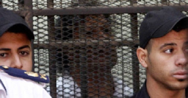 “جنايات القاهرة” تؤجل محاكمة “قذاف الدم” إلى الأربعاء المقبل