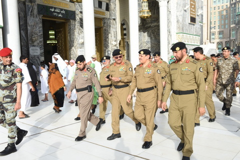 مدير الأمن العام يقوم بزيارة تفقدية للمسجد الحرام