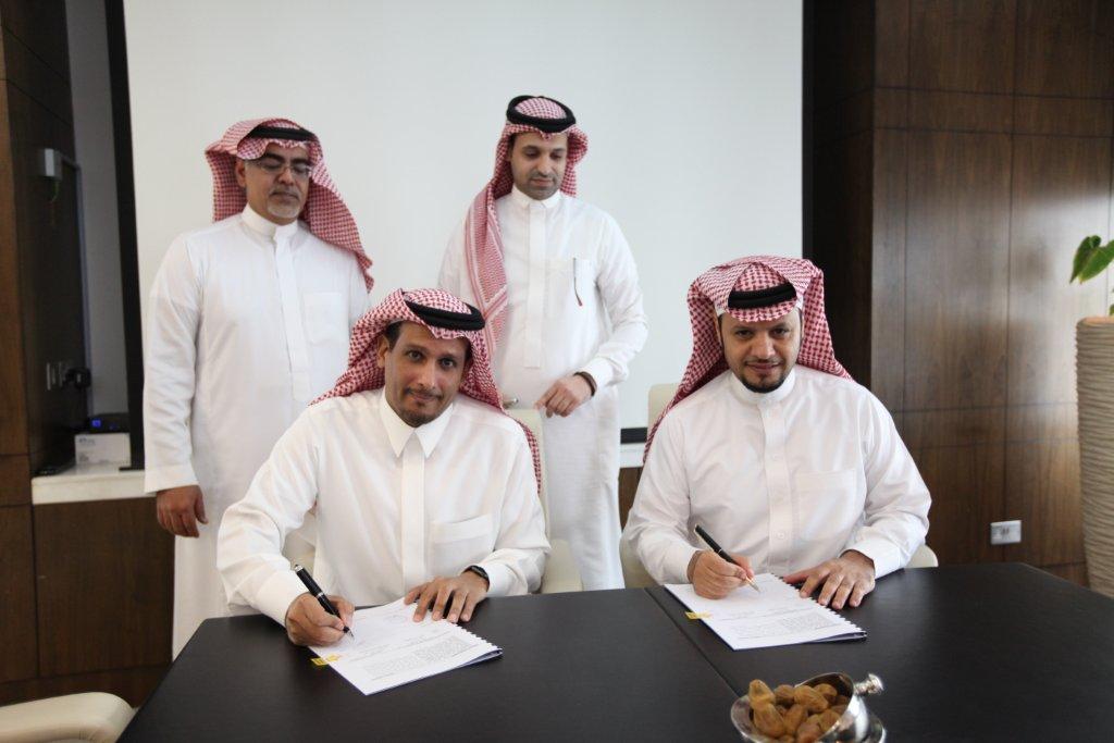 موبايلي توقع اتفاقية مع البريد السعودي لتقديم منتجاتها