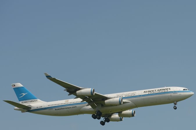 تجنباً لنقل إسرائيليين.. الخطوط الجوية الكويتية تلغي رحلاتها بين نيويورك ولندن