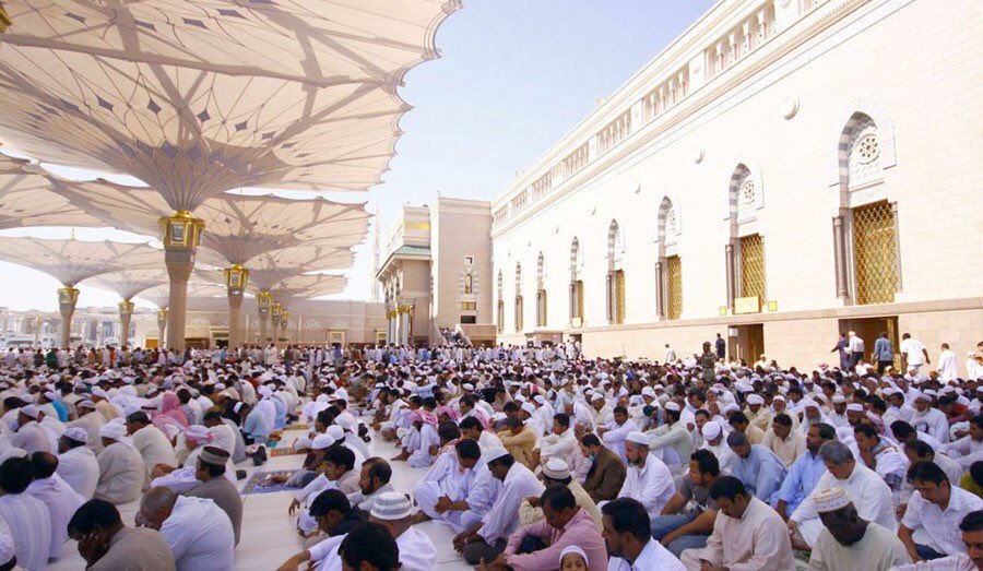 خطيب المسجد النبوي : من أعظم صور العقوق إرسال الوالدين إلى دور المسنين