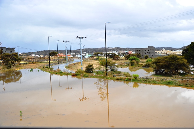 أمطار متوسطة على محافظة النماص
