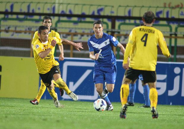 بالفيديو.. زلزال الهلال يهدم آمال سباهان طهران