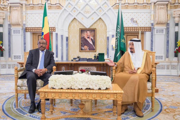 #خادم_الحرمين يعقد جلسة مباحثات مع رئيس وزراء #أثيوبيا