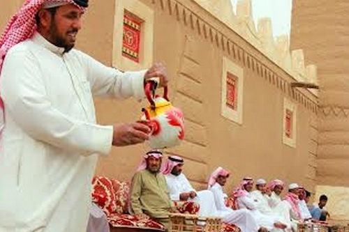 بالصور.. السواني ومعصرة السمسم في مهرجان “المسوكف” بعنيزة