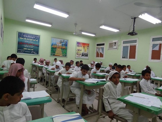 “حسن” يقيم مستوى 18 ألف طالب وطالبة بتعليم الليث