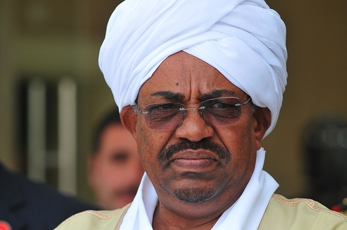 الرئيس السوداني يقبل الإفراج عن الصادق المهدي
