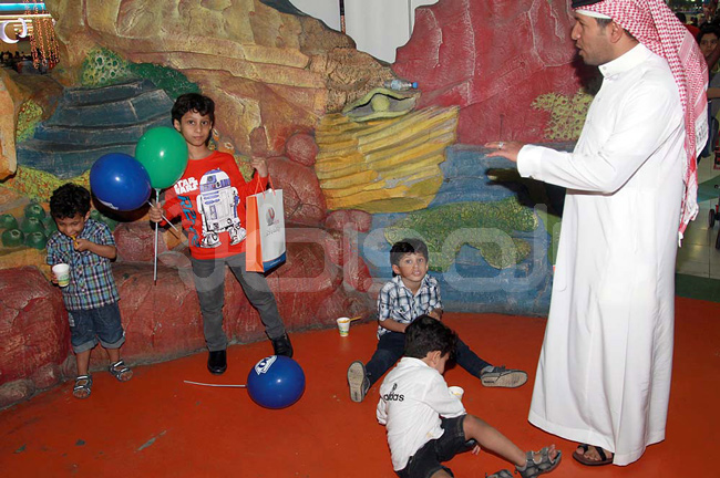 بالصور .. “المواطن” ترصد فرحة الأطفال بالعيد في الرياض جاليري
