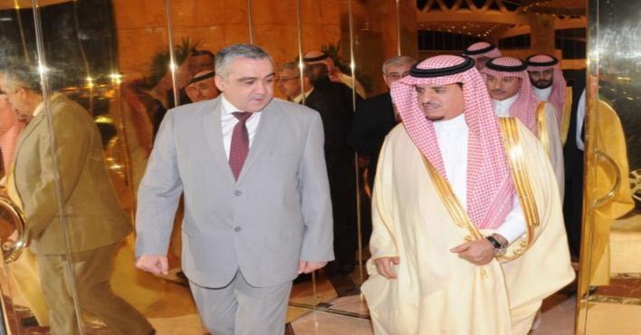 وزير الداخلية التونسي يصل إلى الرياض