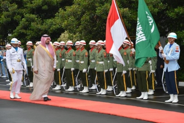 بالصور .. زيارة سلمان بن سلطان لجاكرتا