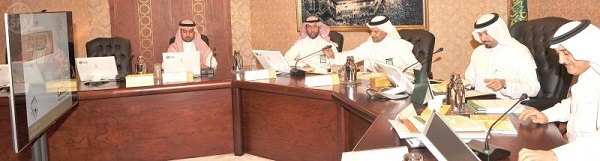 أمير مكة يعتمد وثيقة أمن معلومات المنطقة