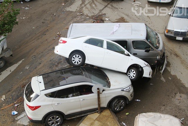 بلدي مكة يشدد على منع استخراج تصاريح للمساكن عند بطون الأودية