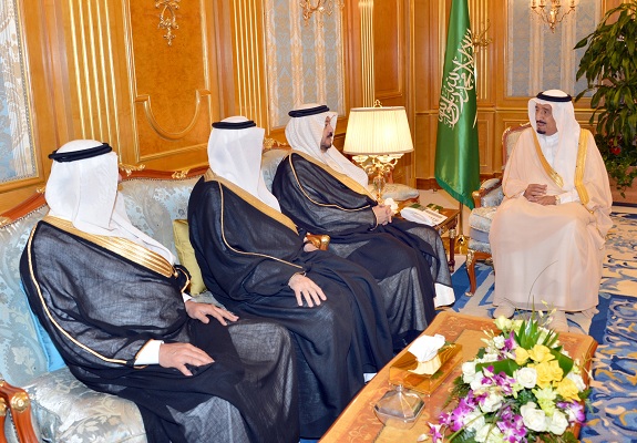 نائب الملك يؤكد أهمية تعزيز دور المملكة بمنظمة التعاون الإسلامي