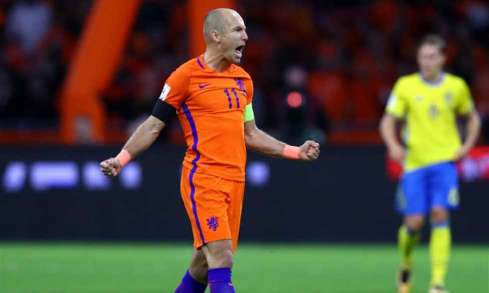 تصفيات كأس العالم تُنهي مسيرة قائد هولندا