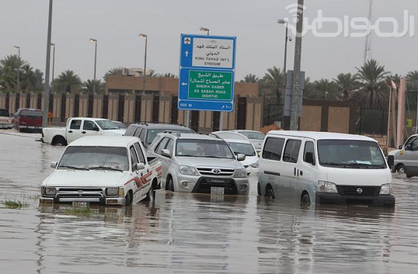 بالصور.. هكذا بدت شوارع العاصمة بعد مطر الأحد: حفر وانهيارات ومستنقعات!