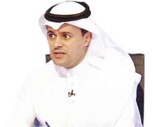 خالد الشنيف ينفي عمله في الأندية السعودية