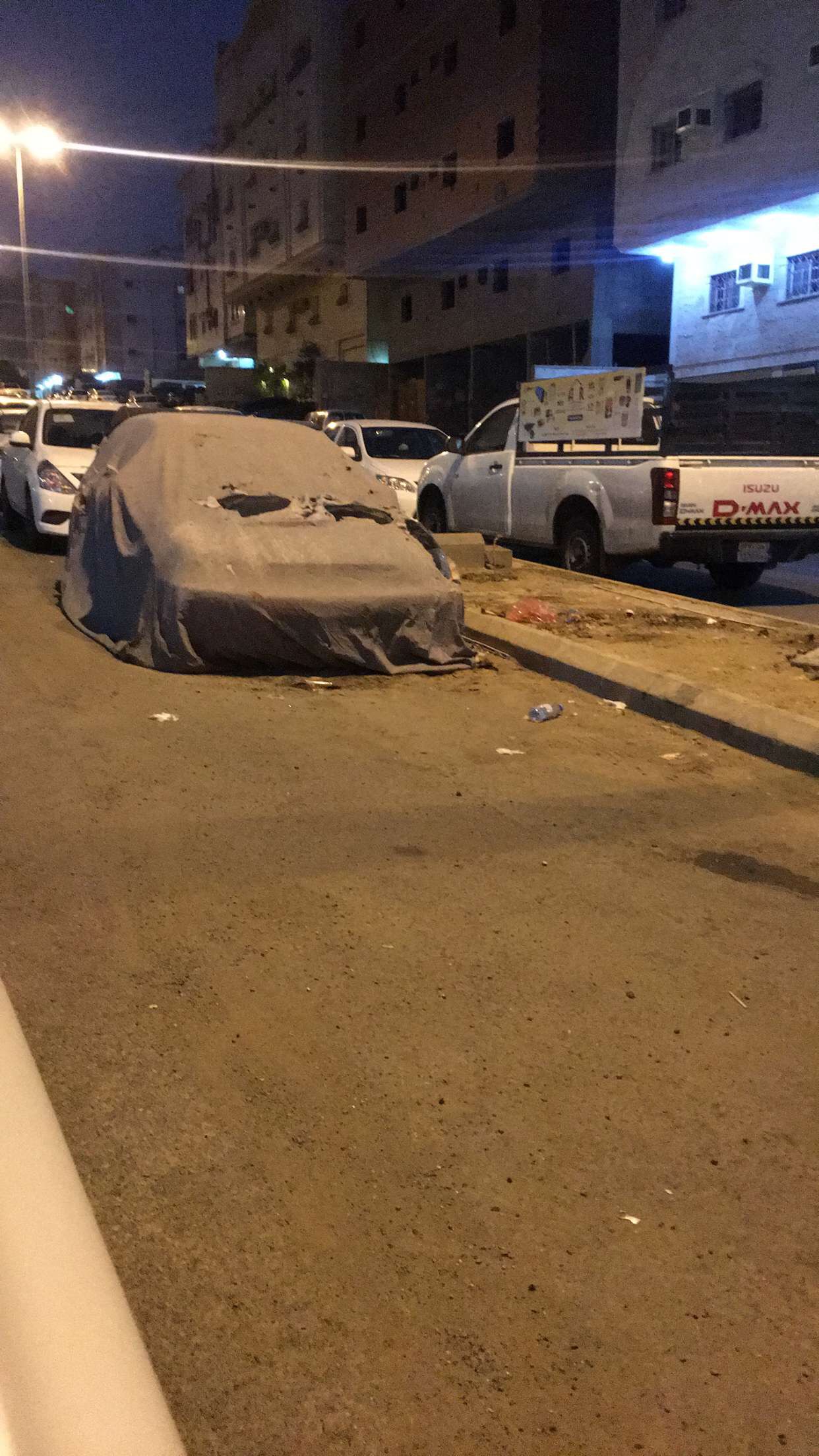 بالصور.. السيارات المتهالكة قنابل موقوتة تهدد أهالي مكة
