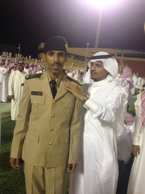 الحارثي يتخرج ملازماً من كلية الملك عبدالعزيز