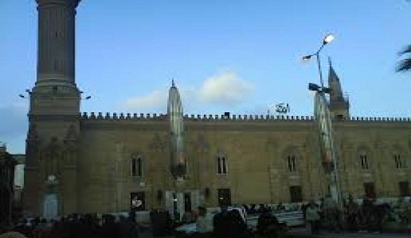 القبض على إمام مسجد سبّ الجيش المصري