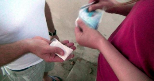 تايلاند: اعتقال مدرسان يبيعان المخدرات للطلاب