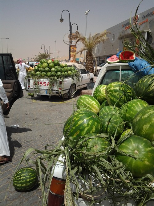 باعة متجوّلون في الدرعية يتحدثون عن توجيه بغض الطرف عنهم!