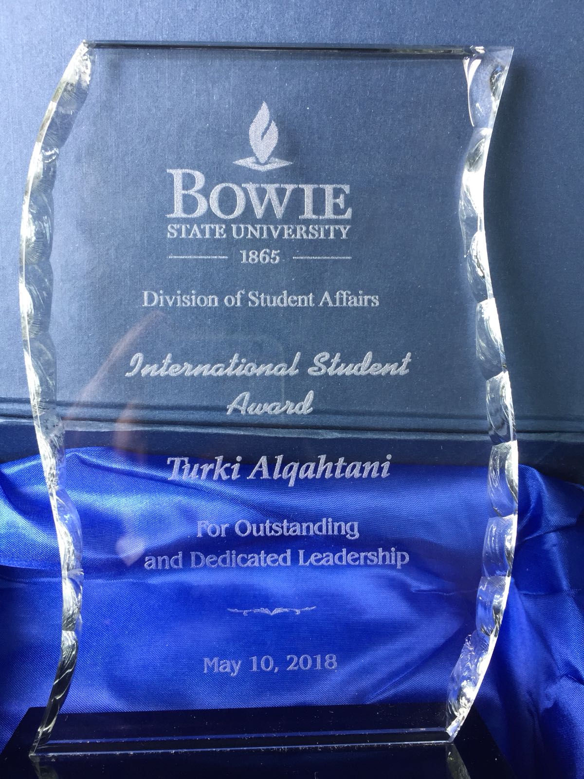 ابن عبود يفوز بجائزة الطالب الدولي في التفوق والقيادة من أمريكا