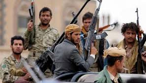 ميليشيا الحوثي تستهل رمضان بقصف جنوب اليمن بالصواريخ