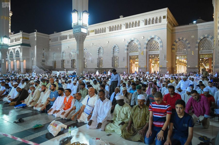 ‏جدول التراويح و⁧‫التهجد‬⁩ في ⁧‫الحرمين الشريفين خلال العشر الأواخر من ⁧‫رمضان ‬⁩