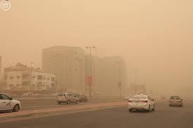 الإنذار المبكر يحذر أهالي الرياض من التقلبات الجوية: غبار وأتربة