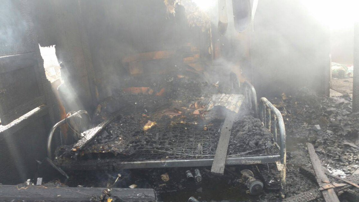 شاهد.. ماس كهربائي يحرق منزلًا في نجران