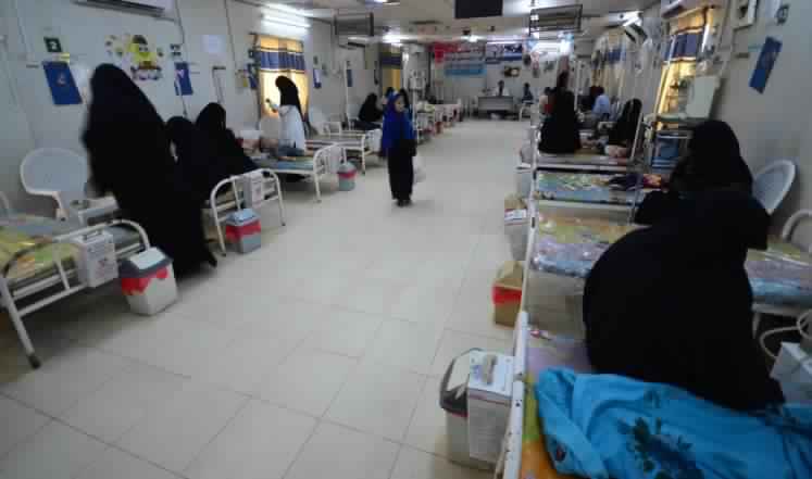 الحوثيون تسببوا في إصابة 21 ألف يمني بإعاقات وجروح خلال عام