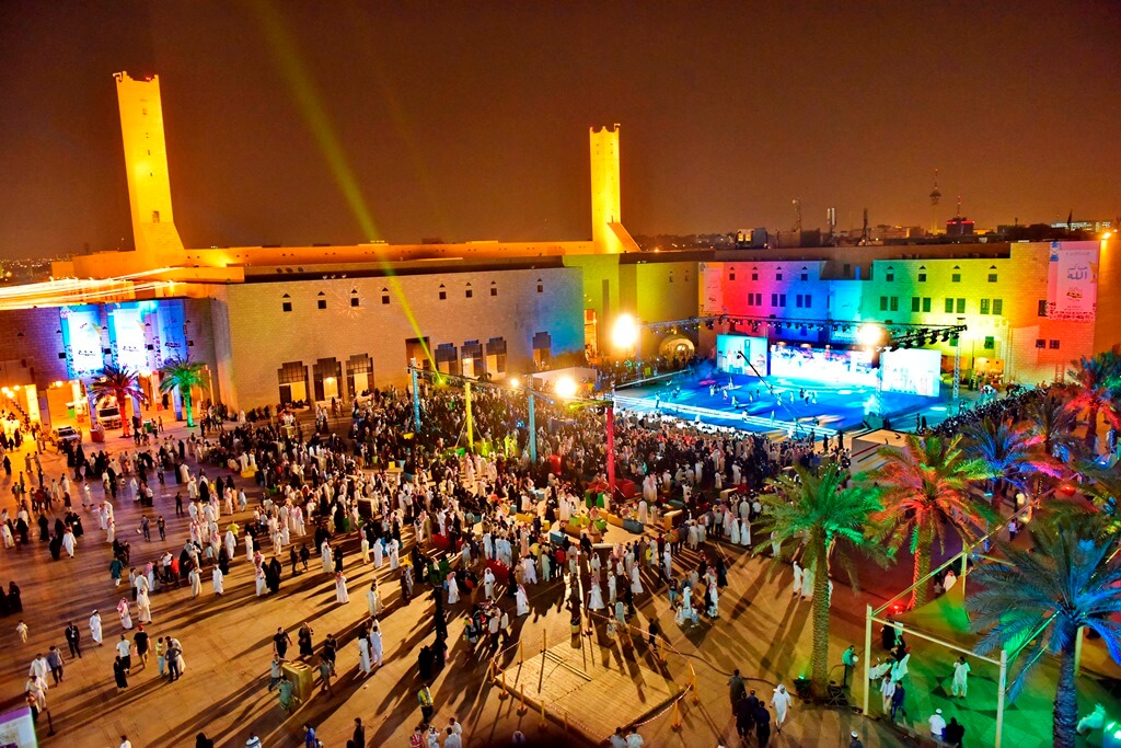 بالصور.. رياضنا عيد بساحات منطقة قصر الحكم تستقطب 70 ألف زائر