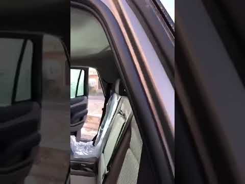 بالفيديو.. رصاصة طائشة تخترق سيارة مواطن أول أيام العيد