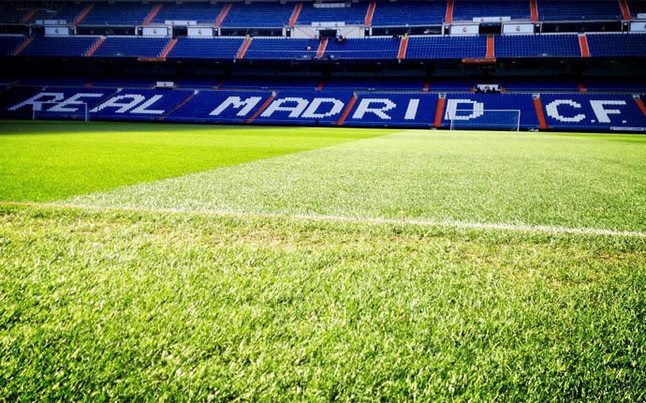 بالفيديو.. لماذا تبدو أرضية ملعب ريال مدريد بهذه الروعة؟